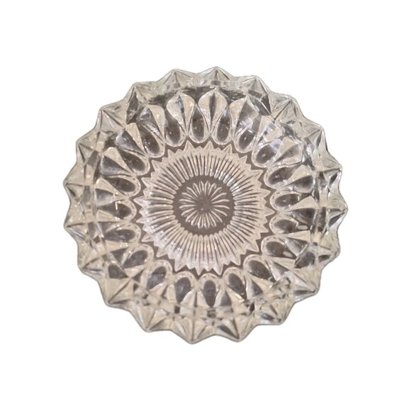 Vintage Heavy Clear Glass Round Ashtray 7.5 inches - Picture 2 of 5